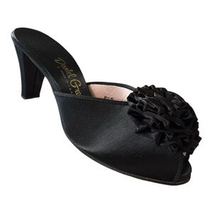 NIB 50s DANIEL GREEN BOUDOIR OPEN TOE MULE SLIDES BLACK SATIN W LRG ROSETTE 7.5